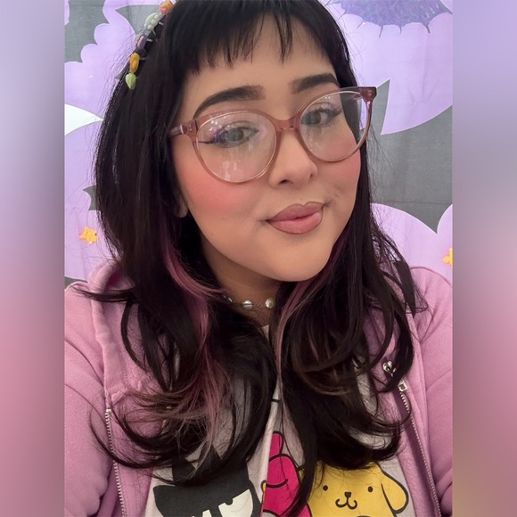 Meet your Posher, Pricilla - Picture 1 of 1